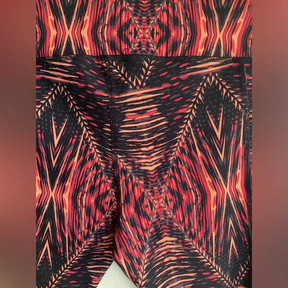 The North Face Colorful Crop Pants/Leggings size S - Picture 4 of 8